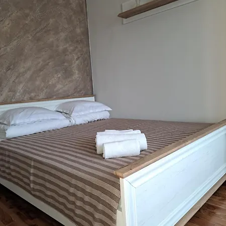 Апартаменти Megi Apartments, Sity Несебир