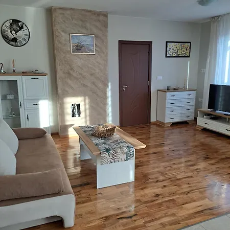 Megi Apartments, Sity Апартаменти Несебир
