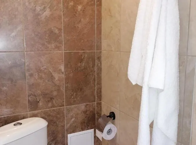 Megi Apartments, Sity