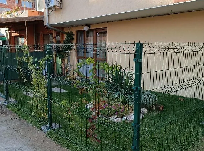 Megi Apartments, Sity Apartament