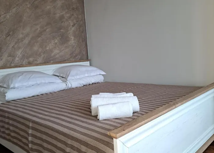 Апартаменти Megi Apartments, Sity Несебир