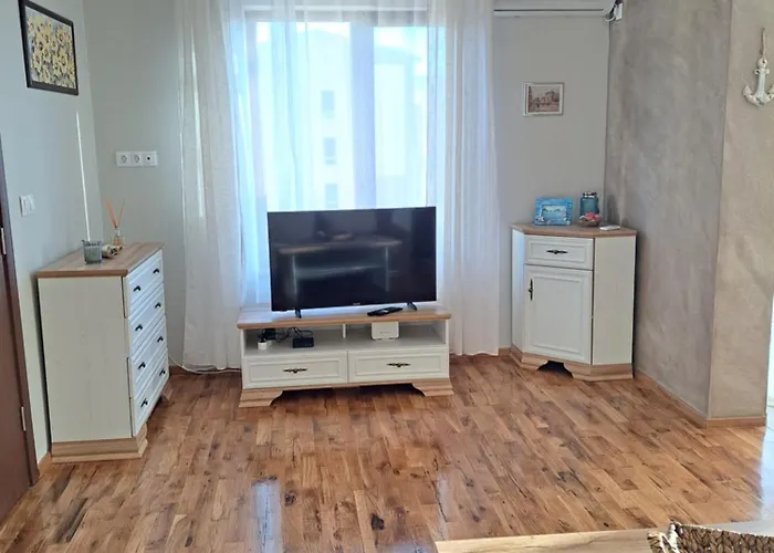 Megi Apartments, Sity Несебир