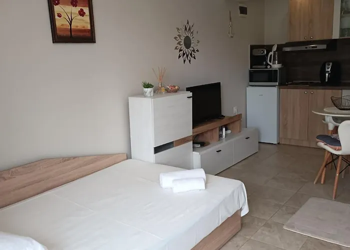 Megi Apartments, Sity Apartament